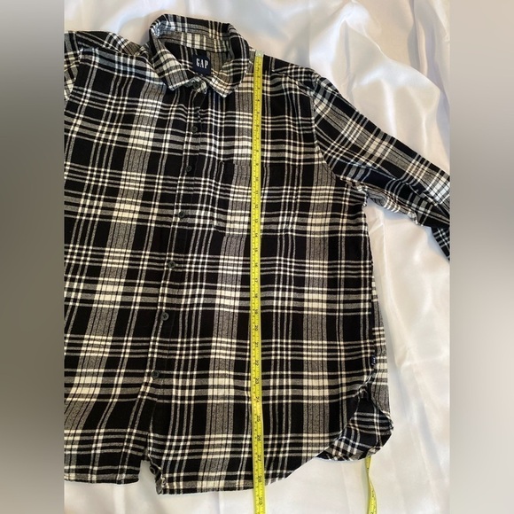 Gap Buffalo Plaid Flannel Button Down EUC size XL - Picture 7 of 11